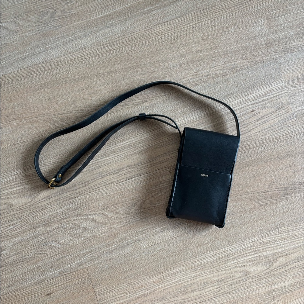 Sœur Crossbody Bag - Picture 2 of 11